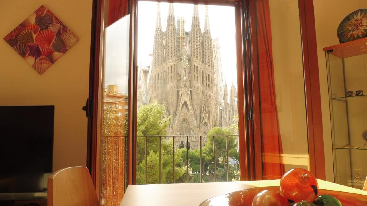 Absolute Sagrada Familia Apartment Barcelona Exterior photo